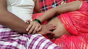 Desi bhabi's medical check-up turns into steamy sex session in Mumbai